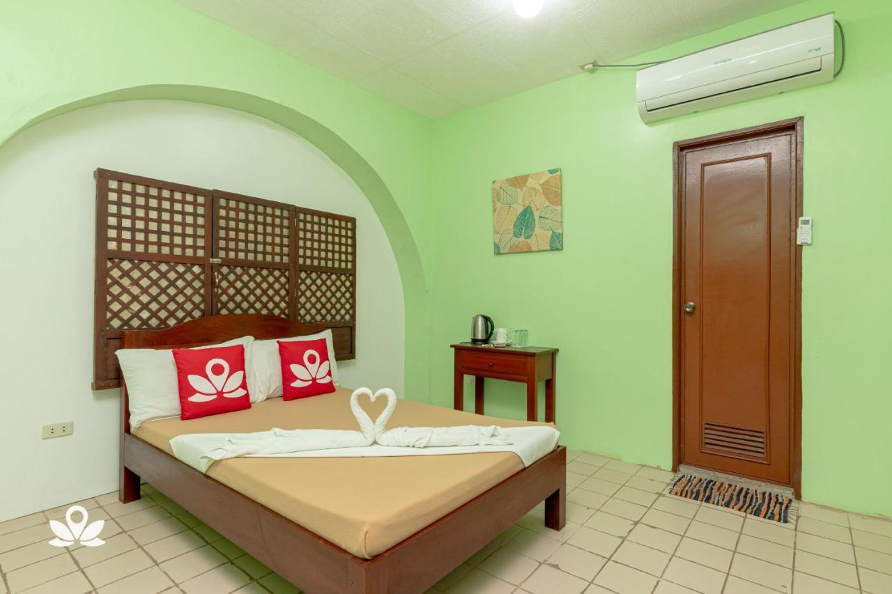 Zen Rooms Calle Crisologo Vigan Dış mekan fotoğraf