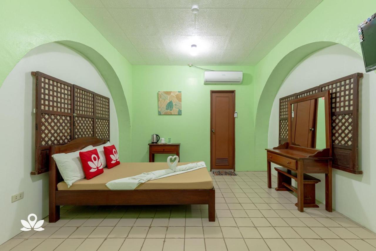 Zen Rooms Calle Crisologo Vigan Dış mekan fotoğraf