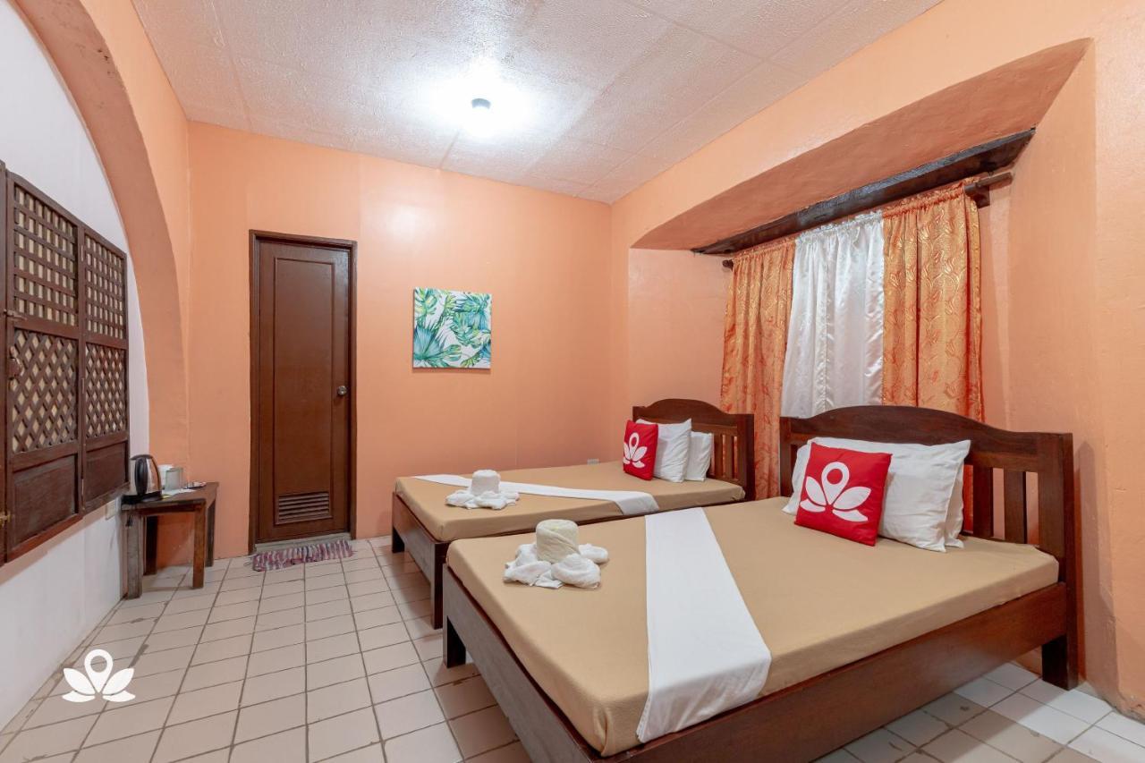 Zen Rooms Calle Crisologo Vigan Dış mekan fotoğraf