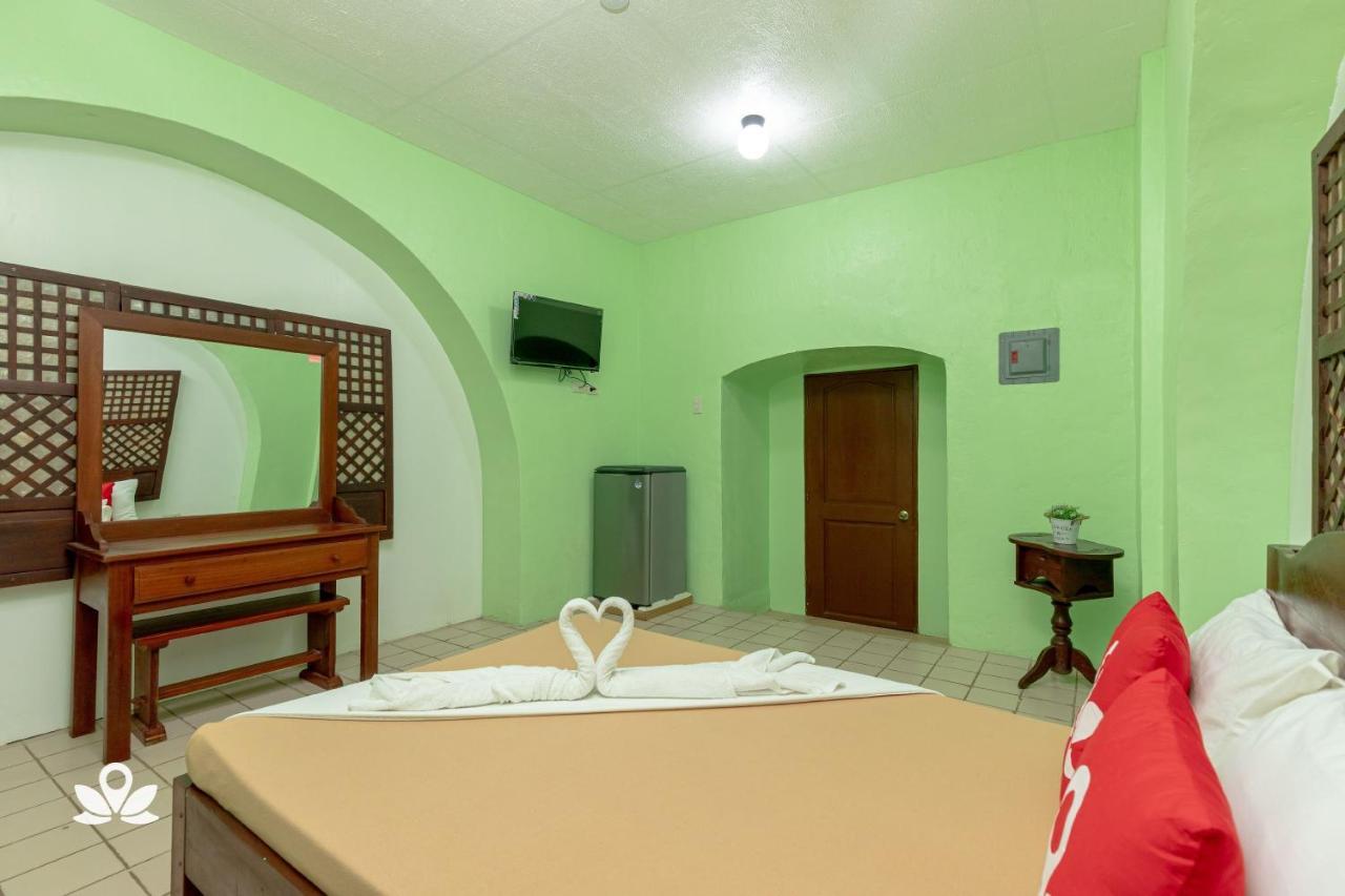 Zen Rooms Calle Crisologo Vigan Dış mekan fotoğraf